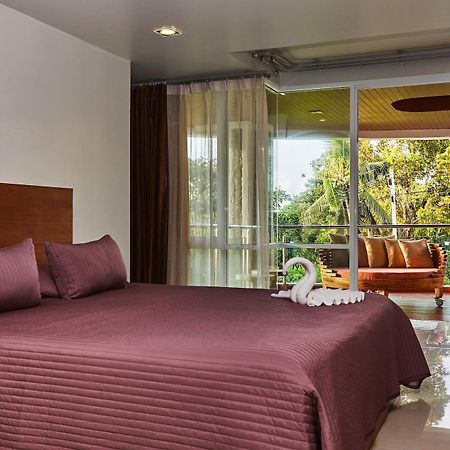 Nb Villa Vimana Bang Rak Beach  Buitenkant foto